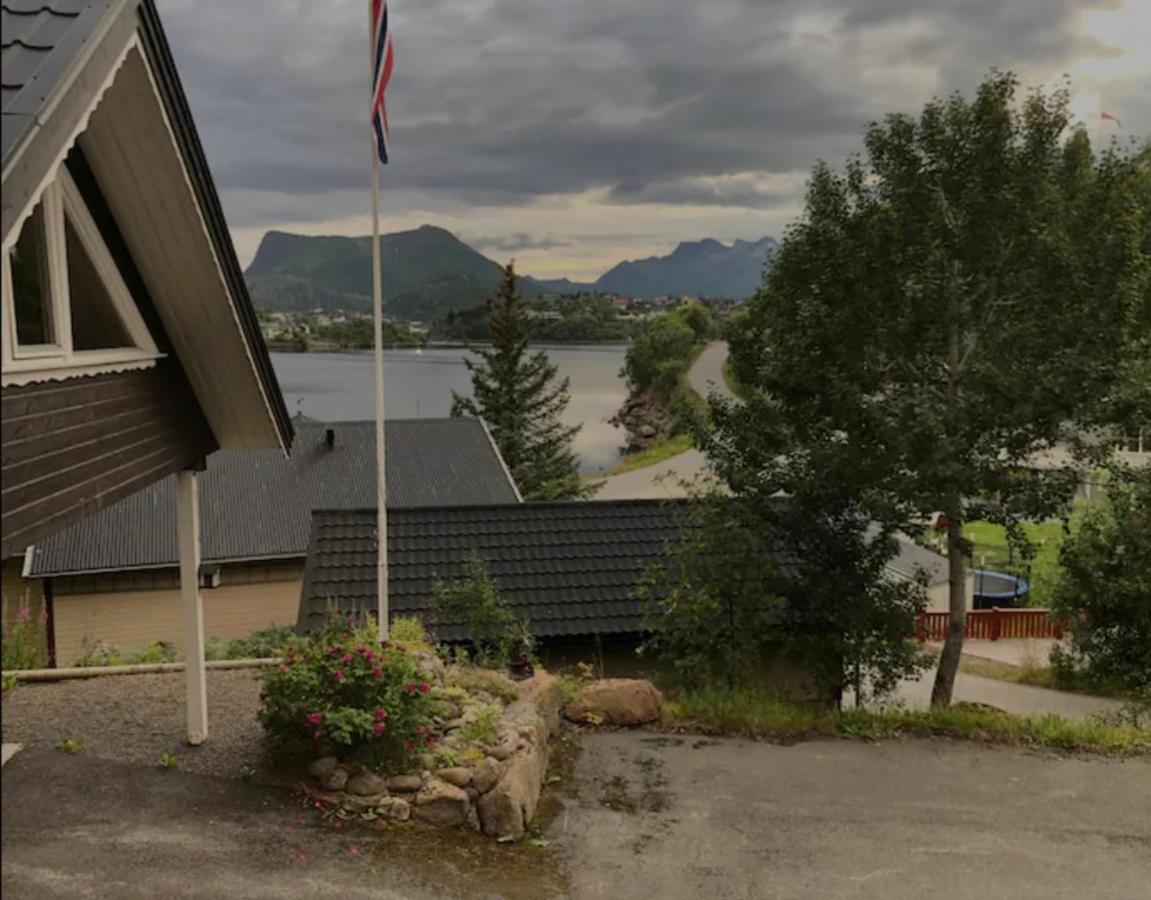 Koselig Studioleilighet I Svolvaer - Lofoten Ved Svolvaergeita, Djevelporten Exterior foto